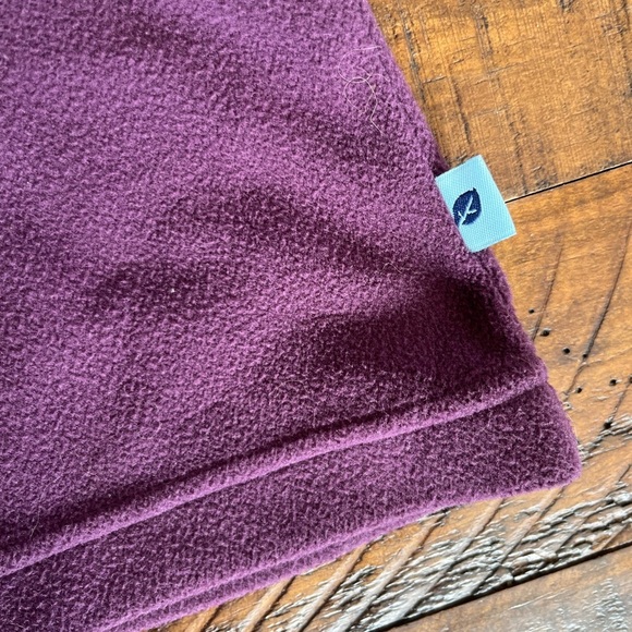 L.L. Bean Women's Purple Fleece Hooded Vest - Picture 3 of 4